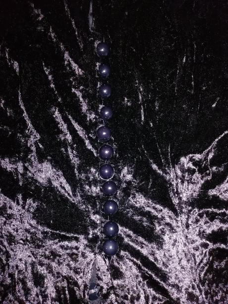 Čierne zamatové sako, 40