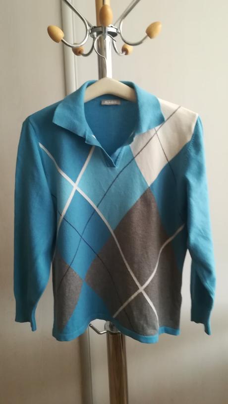 Pulóver s golierom rabe, 42