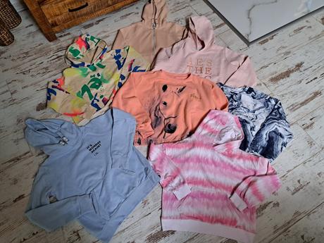 Mikiny do skoly, 152