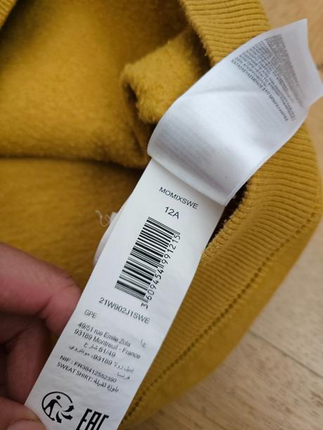 Mikina so psíkom, dpam (du pareil au meme),152