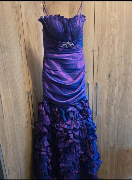 Spoločenské šaty č.38-40, 38