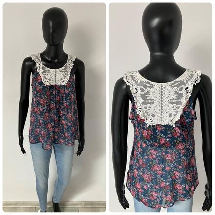 Kvetovaná blúzka s krajkou (s), s