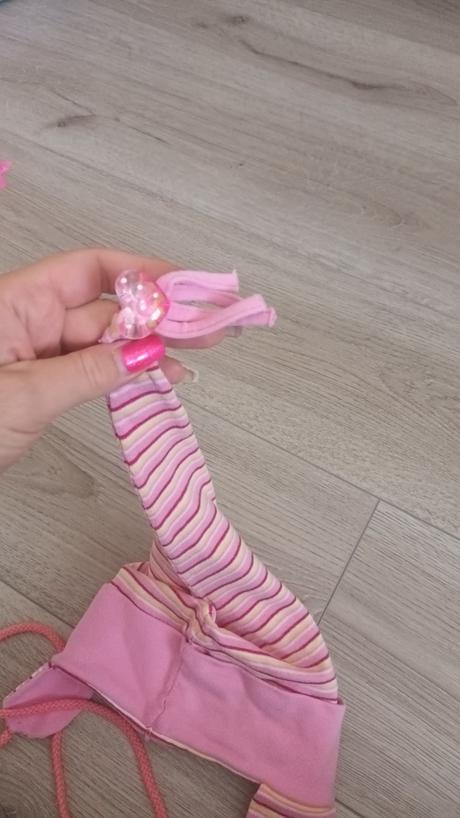 Ružová pásikavá čiapočka, 48