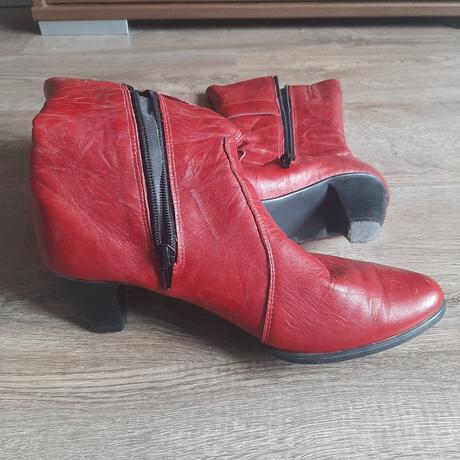 Dámske zimne čižmy veľ 39 cm, 39