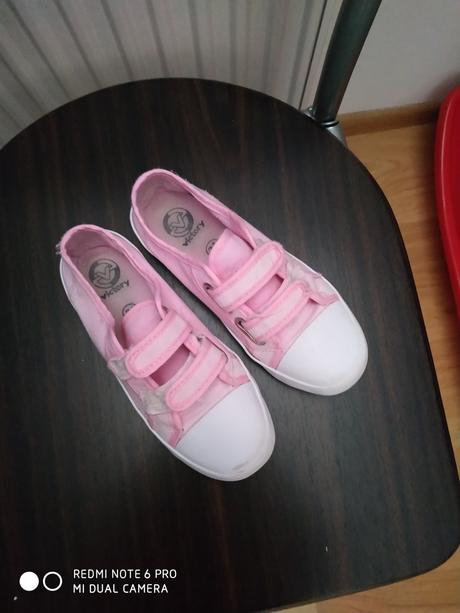 Tramky, deichmann,31