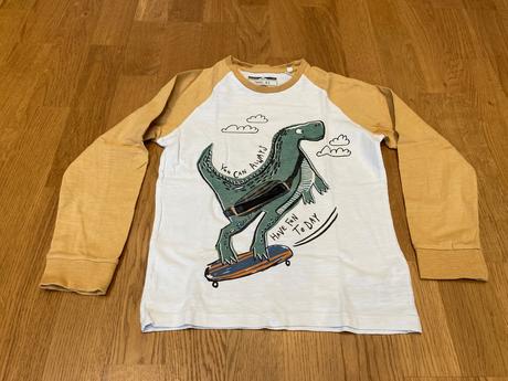 Tricko next, next,122