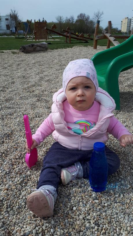 Set čiapka + nákrčník, 86