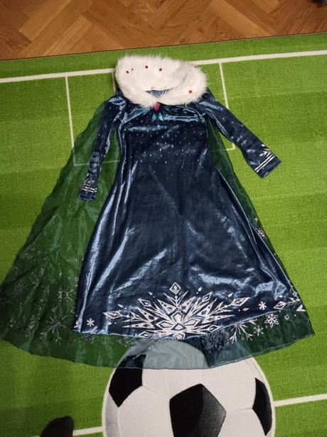 Kostým ľadové kráľovstvo, 