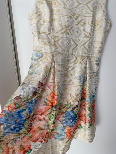 Krémovo- zlaté šaty 38, 38