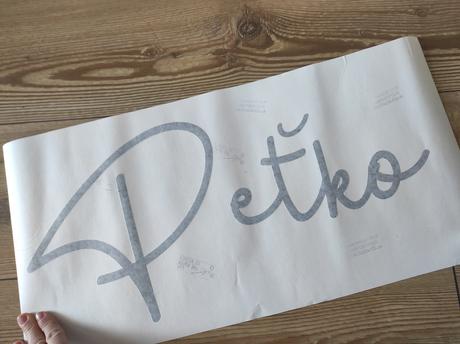 Textilná nálepka na stenu peťko, 