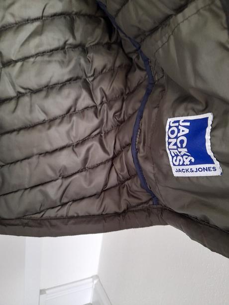 Prechodna bunda, 116