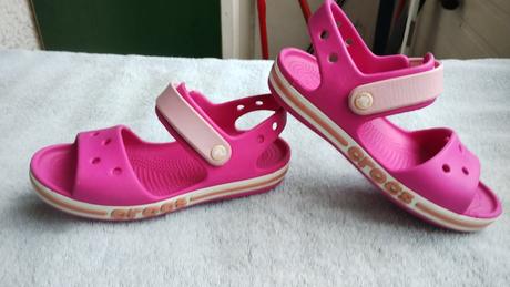 Sandále, crocs,32