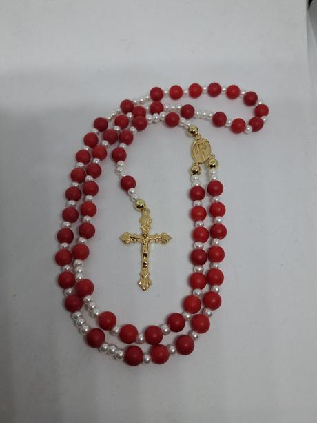 Ruženec s menom a dátumom e207, 