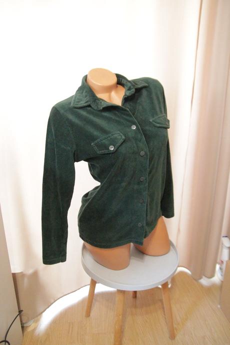 Tmavo zelená menčestrová košeľa s, s