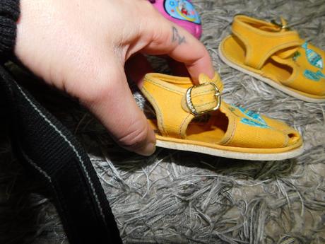 Sandalky +crosky, chicco,19