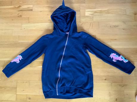 Mikina s kozorožcom, reserved,164