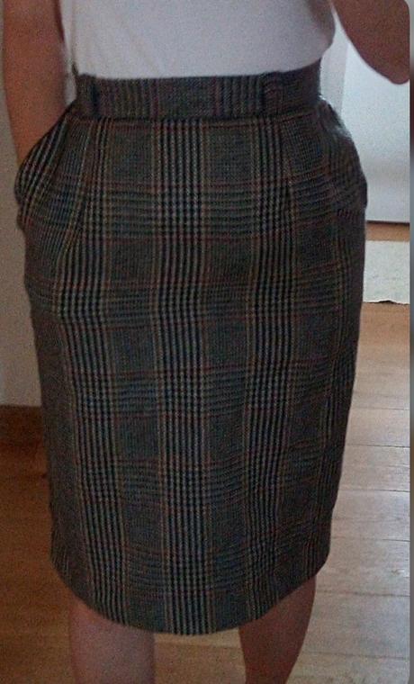 Károvaná vlnená sukňa s/m, 38