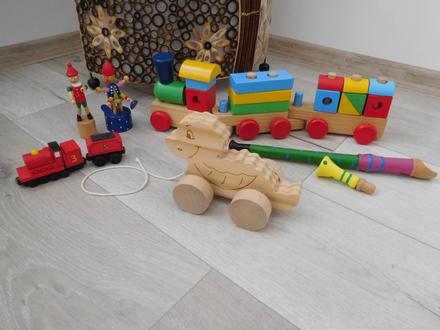 Drevené hračky pre dieťatko, 