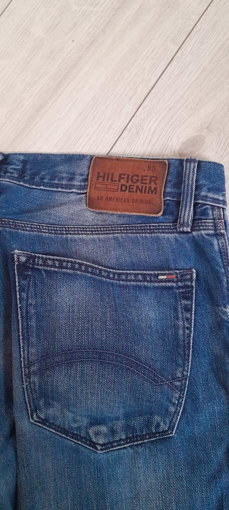 Rifle tomi hilfiger, 32