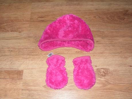 Chlpatá súprava - zimná čiapka a rukavice, f&f,74