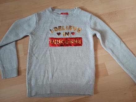 Tenší svetrík s pretáčacími flitrami, 116