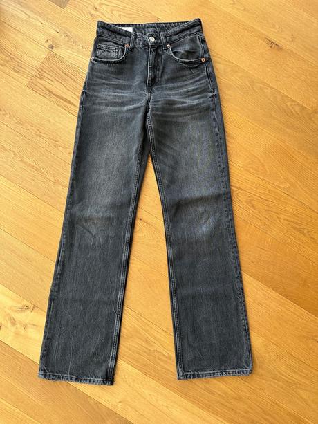 Dievčenské rifle, zara,32