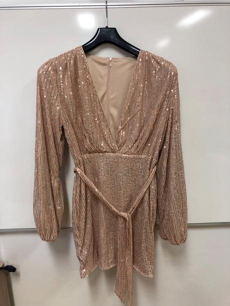 Krásne sexy trblietavé šaty, xl