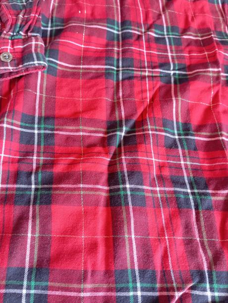 Balík dievčenského oblečenia, 122–134