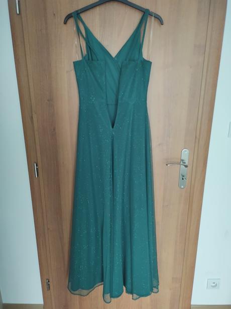 Spoločenské šaty, 36