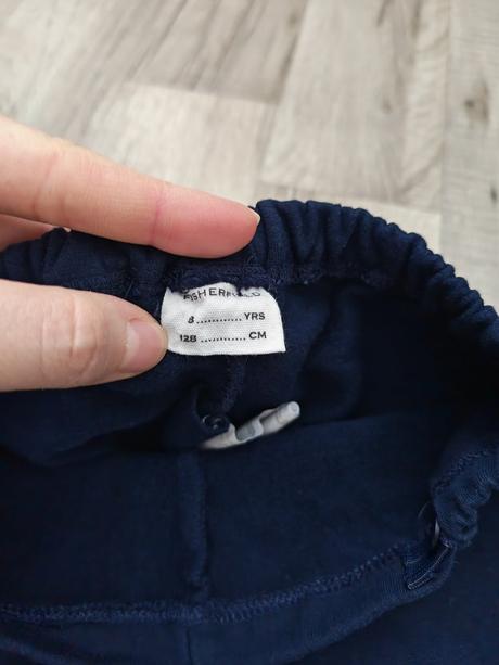 Balík dievčenského oblečenie 116-128, 122–134