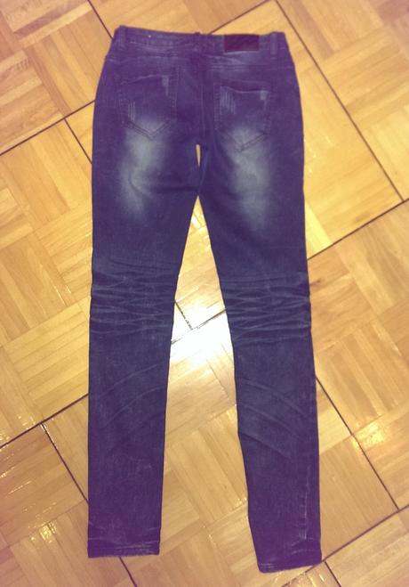 Tmavomodré rifle, new yorker,s