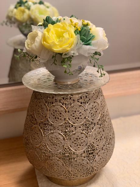 Mydlova kytica v keramickej miske, 