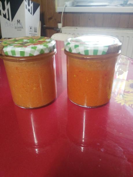 Diabolska pomazanka, 