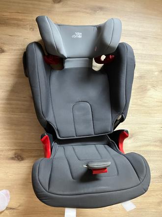 Autosedačka, britax