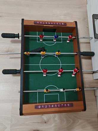 Futbal, drobné chybičky no stále funkcny, 