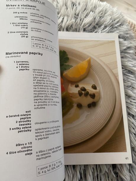 Dr. oetker buďme štíhlí, buďme fit kuchárska kniha,