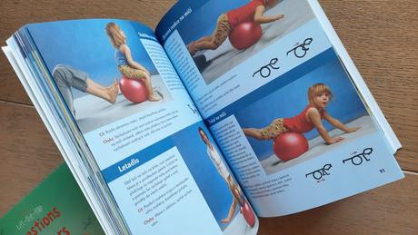 Knižka cvičíme s kojenci a batolaty, 