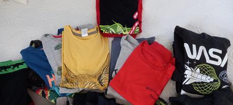 Balik oblečenia pre chlapca 134-140, 122–134