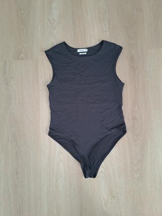 Body reserved, reserved,l