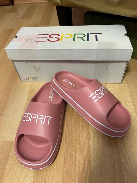 Šlapky, esprit,37