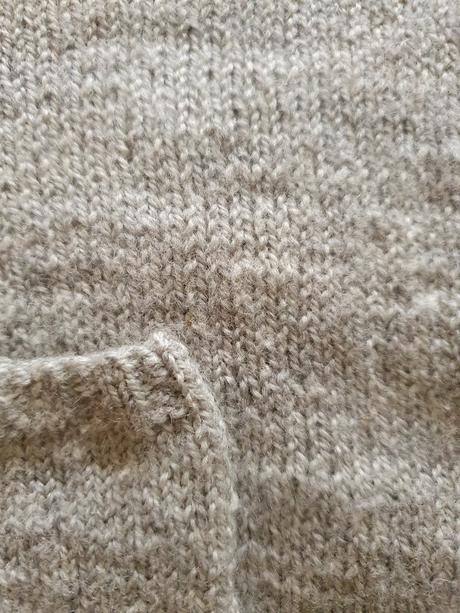 Svetrík  a ponožky, 56