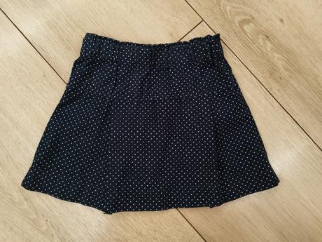 Nádherná suknička, 68