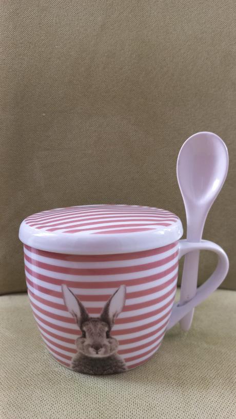 Hrnček s vrchnákom a lyžičkou, 