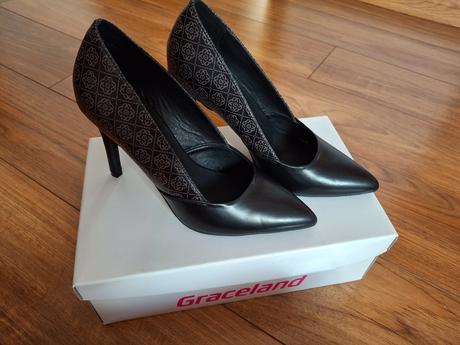 Lodičky, graceland,38