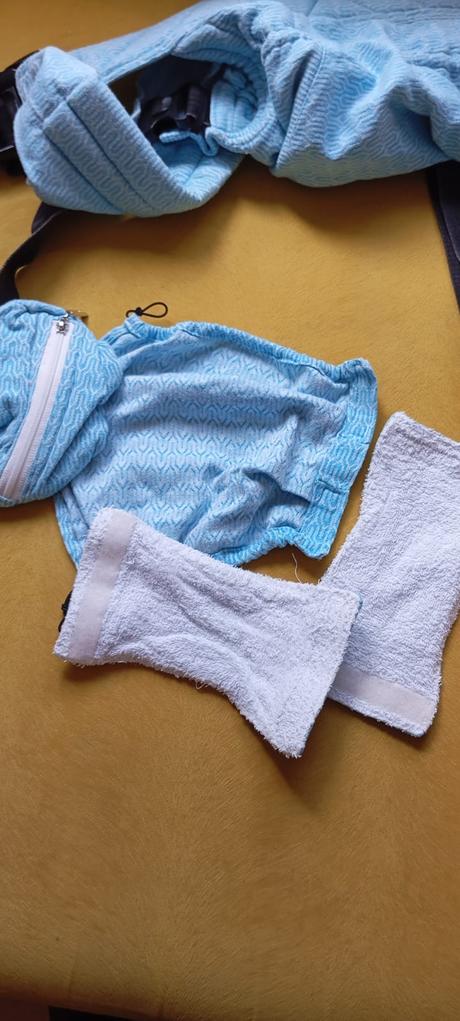 Nosič moyo tiny cross, moyo