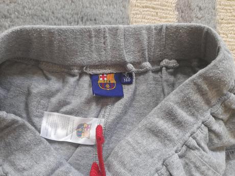 Značkové kraťasy barca, 140