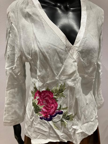 Dámska košeľa s vyšívanými kvetmi (l), l