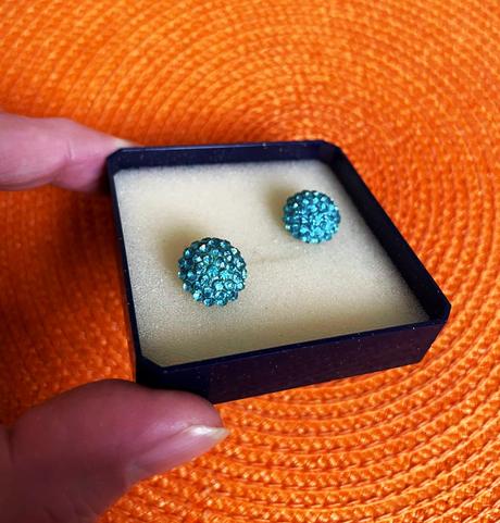 Luxusné štrasové náušnice/polgule, 