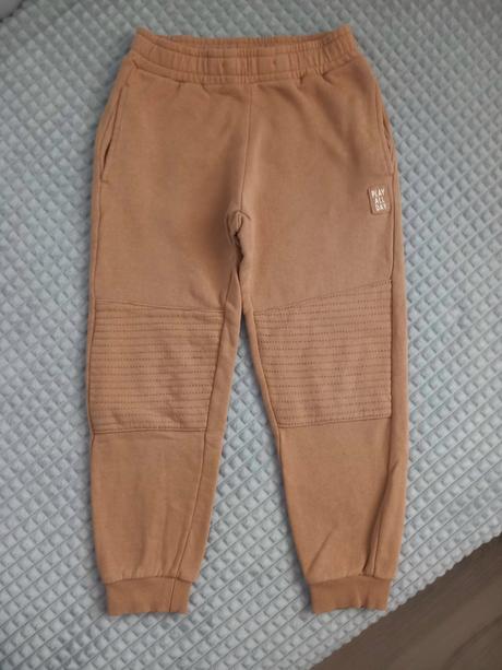 Balík vecí pre fešáka 122/128, 122–134