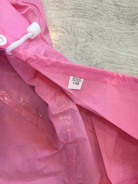 Dievčensky pršiplašť 10-11 rokov, 146